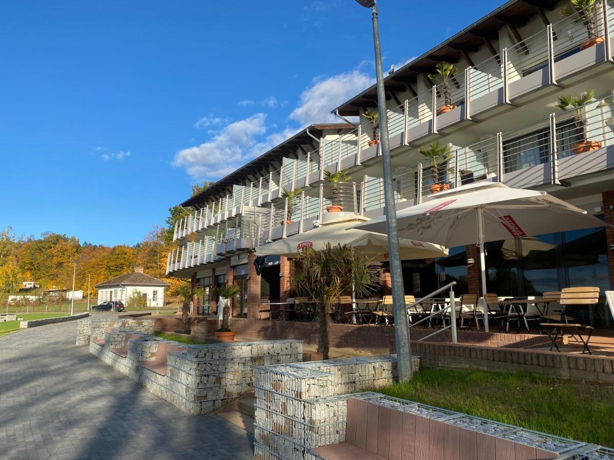Pensjonat Dlugie Nowicki Rooms & Apartments ภายนอก รูปภาพ