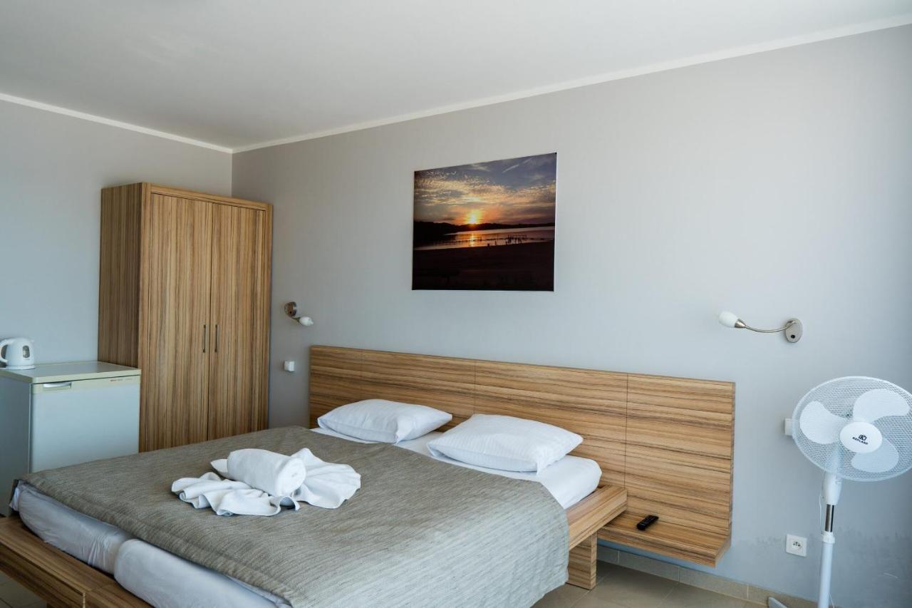 Pensjonat Dlugie Nowicki Rooms & Apartments ภายนอก รูปภาพ